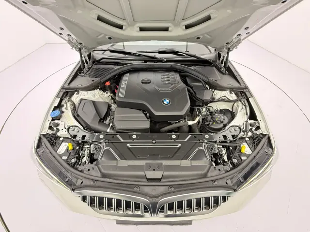 BMW 3 Series — Фото автомобиля 8