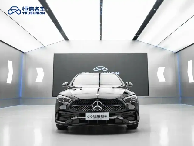Mercedes-Benz C-Class — Фото автомобиля 2