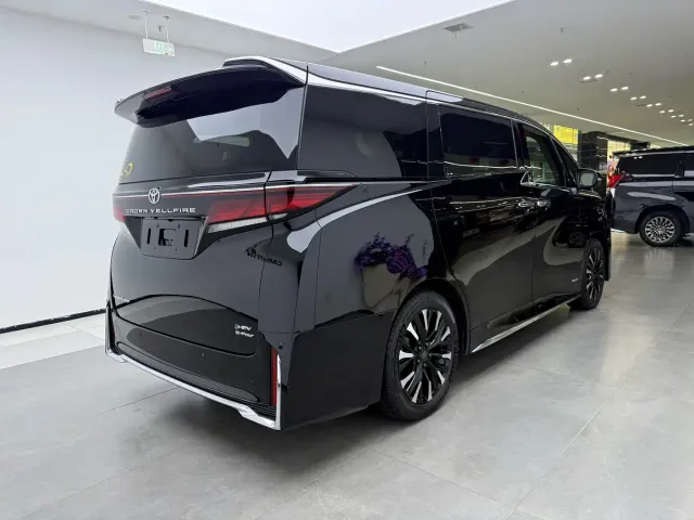 Toyota Vellfire — Фото автомобиля 3