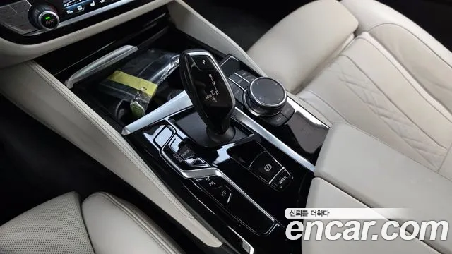 BMW 5-Series 5 серия (G30) — Фото автомобиля 9
