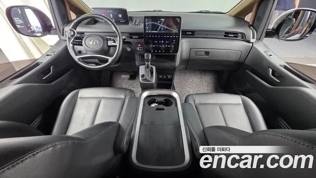 Hyundai Staria — Фото автомобиля 10