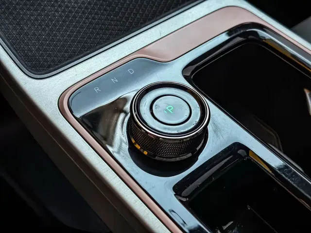 GAC Aion Y — Фото автомобиля 7