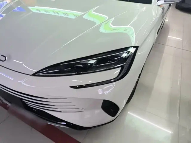 BYD Seal — Фото автомобиля 23