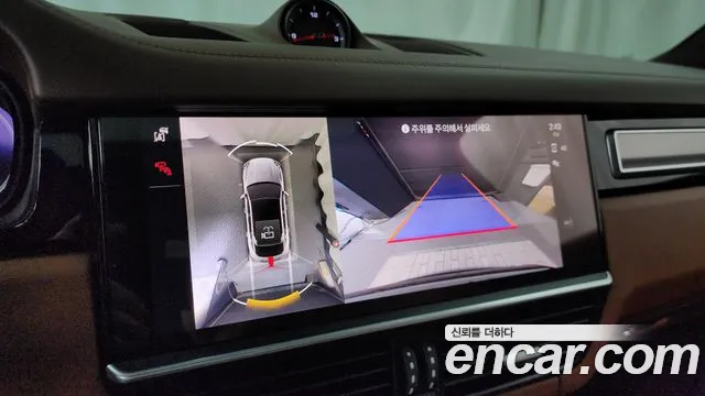 Porsche Cayenne — Фото автомобиля 15