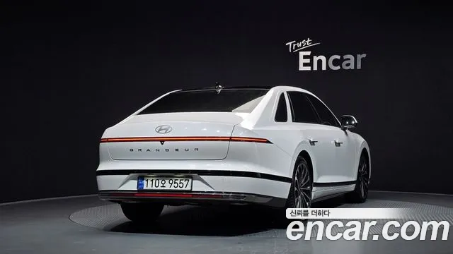 Hyundai Grandeur — Фото автомобиля 4