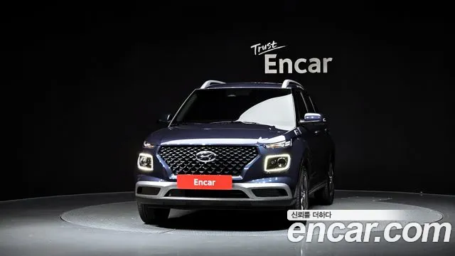 Hyundai Venue — Фото автомобиля 3