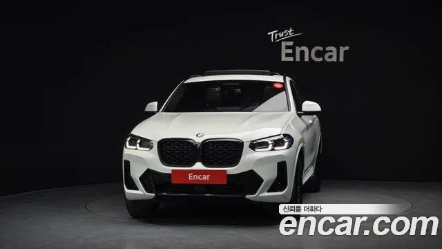 BMW X4 xDrive20i M Sport Pro — Фото автомобиля 3