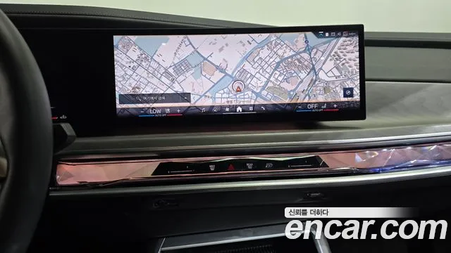 BMW 7 Series G70 — Фото автомобиля 12