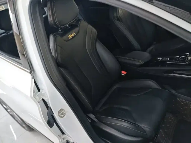 Geely Binyue — Фото автомобиля 24