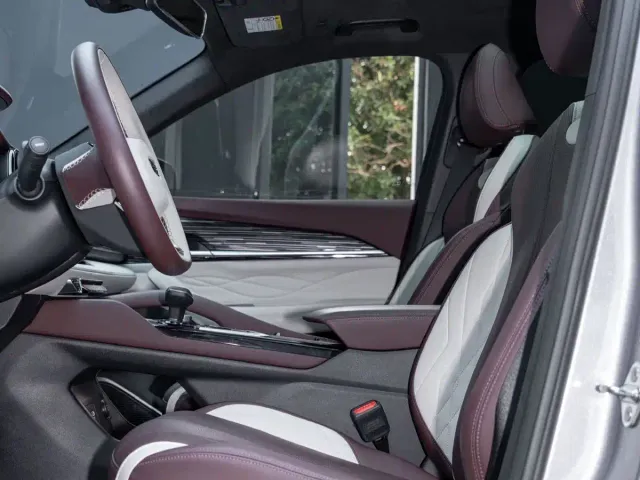 Geely Xingyue L — Фото автомобиля 10