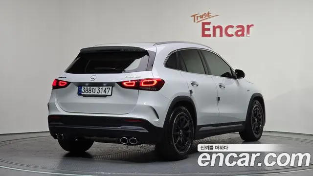 Mercedes-Benz GLA-Class — Фото автомобиля 2
