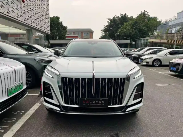 Hongqi HS3 — Фото автомобиля 2