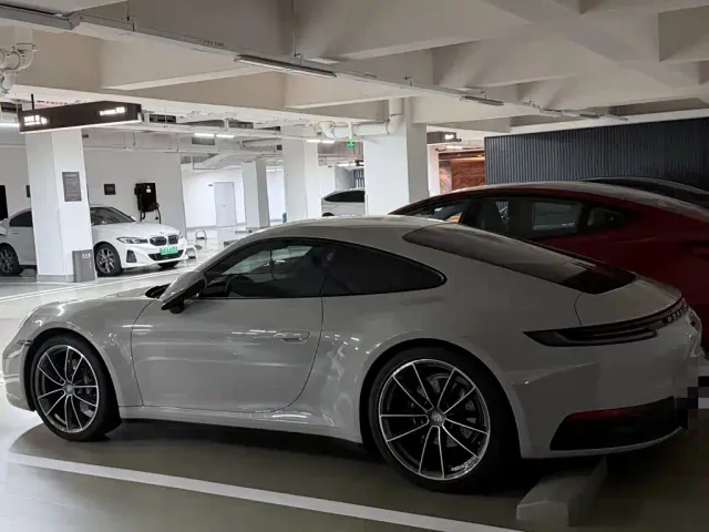 Porsche 911 — Фото автомобиля 14