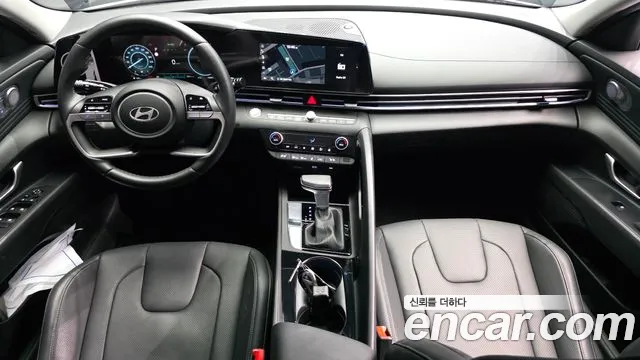 Hyundai AVANTE Новый Avante (CN7) — Фото автомобиля 7