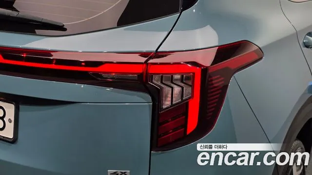 Kia Seltos — Фото автомобиля 8