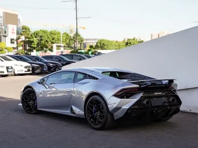 Lamborghini Huracan — Фото автомобиля 4