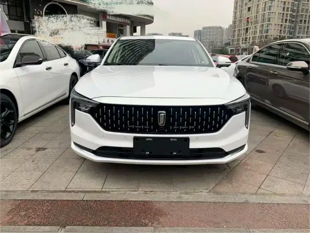 Bestune B70 — Фото автомобиля 2
