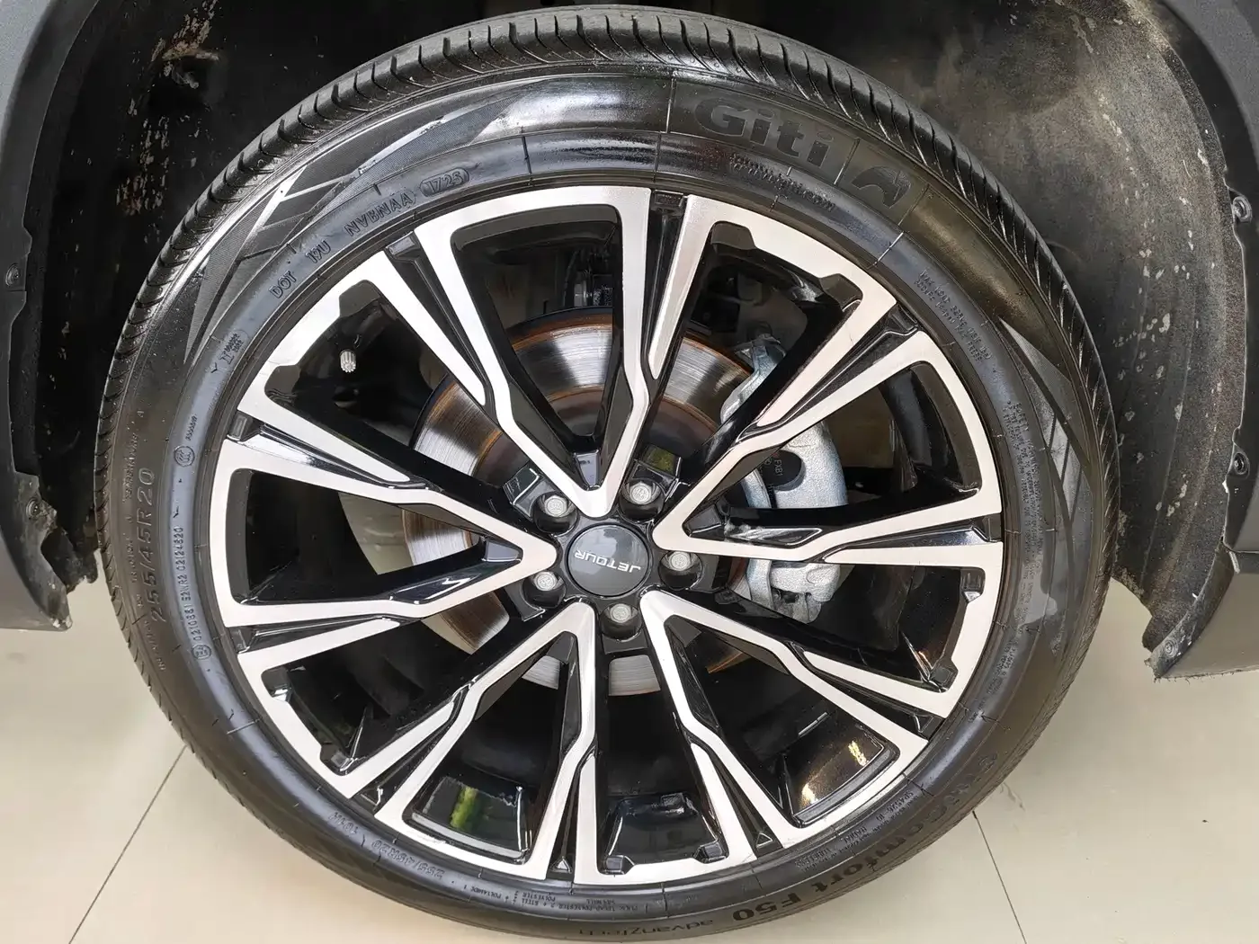 Jetour Jetour X90 PRO 2024 2.0T DCT Luxury 5-Seater — Фото автомобиля 22