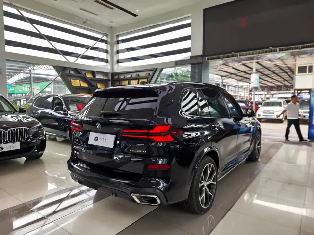 BMW X5 — Фото автомобиля 6