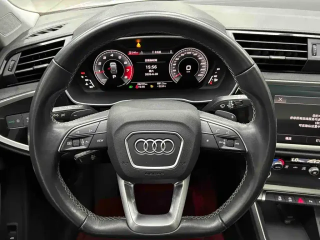 Audi Q3 — Фото автомобиля 8