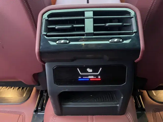 BMW 5 Series — Фото автомобиля 27