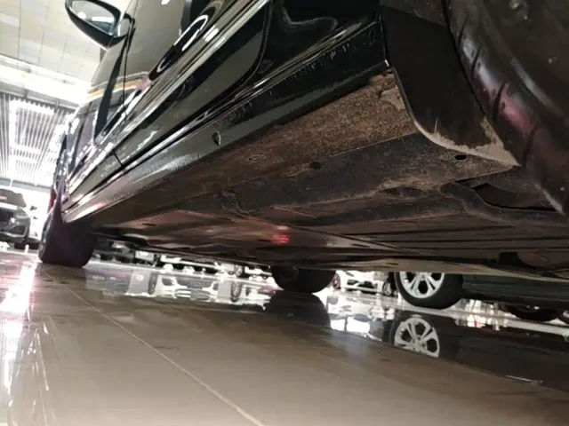 Volkswagen Passat — Фото автомобиля 21