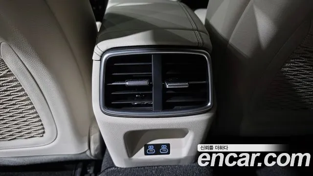 Genesis G70 Новый G70 Бензин 2.5T 2WD — Фото автомобиля 28