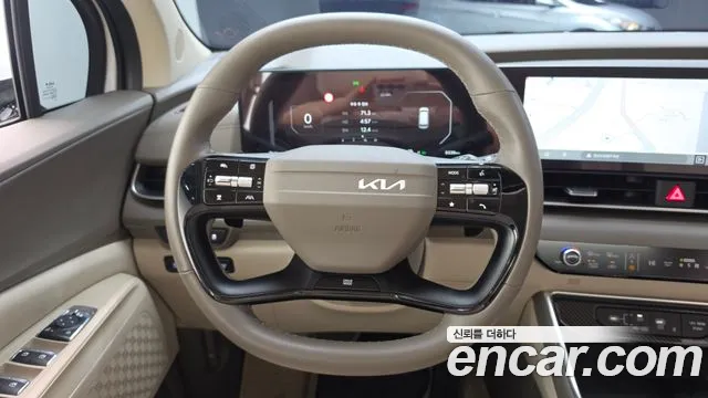 Kia Carnival — Фото автомобиля 19