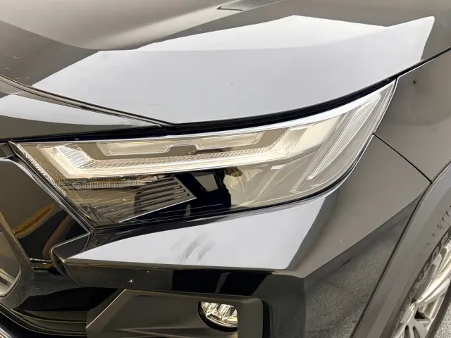 Toyota RAV4 — Фото автомобиля 4