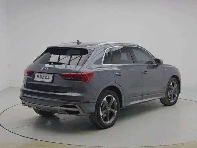 Audi Q3 — Фото автомобиля 4