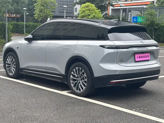 Nio ES6 — Фото автомобиля 24