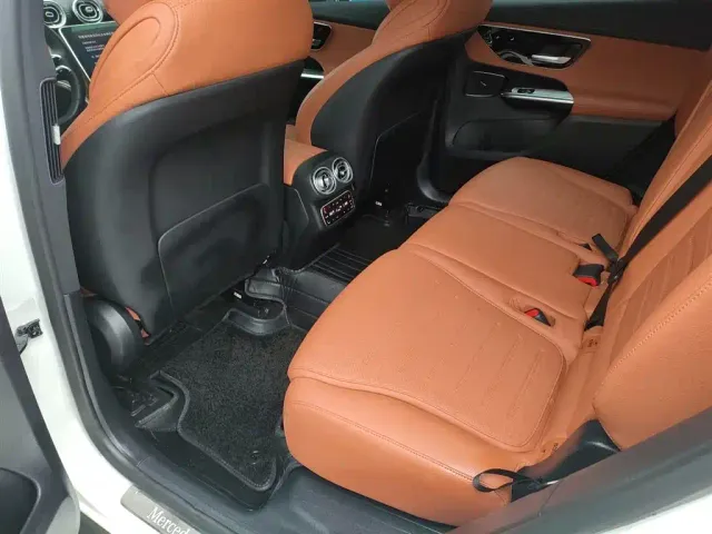 Mercedes-Benz GLC-Class — Фото автомобиля 16