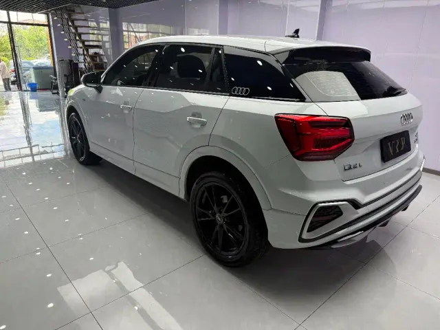 Audi Q2L — Фото автомобиля 4