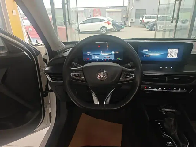 Buick Verano — Фото автомобиля 10