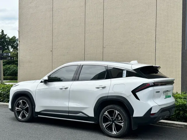 Geely Galaxy L7 — Фото автомобиля 13
