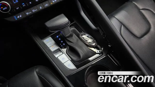 Hyundai AVANTE Новый Avante (CN7) — Фото автомобиля 9