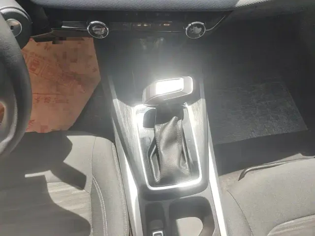 Chevrolet Monza — Фото автомобиля 13