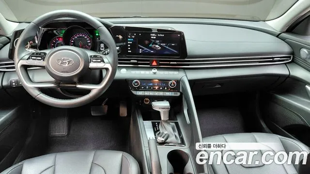 Hyundai Avante CN7 — Фото автомобиля 7