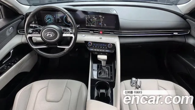 Hyundai Avante CN7 — Фото автомобиля 6
