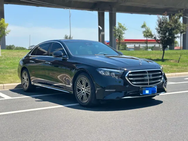Mercedes-Benz Mercedes-Benz E-Class 2025 E 260 L — Фото автомобиля 3