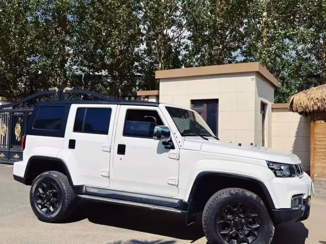 BAIC BJ40 — Фото автомобиля 3