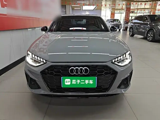Audi A4L — Фото автомобиля 2