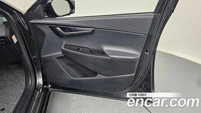 Kia EV6 — Фото автомобиля 24