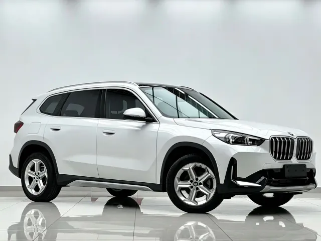BMW X1 — Фото автомобиля 3