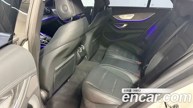 Mercedes-Benz AMG GT 4 двери 43 4MATIC+ — Фото автомобиля 10