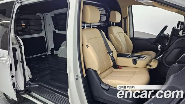 Hyundai Staria Staria Карго 3 места — Фото автомобиля 11