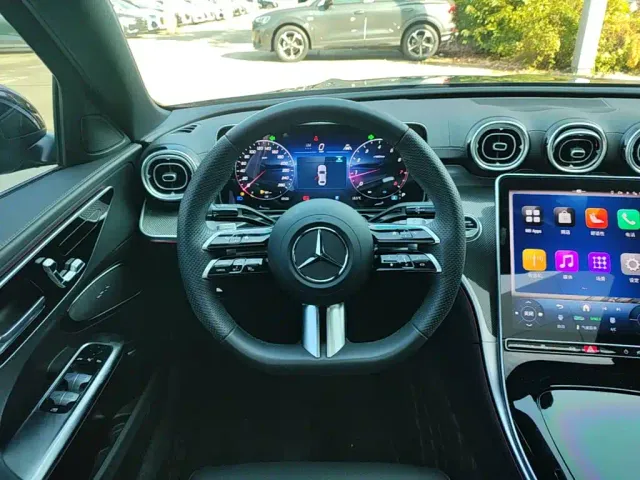 Mercedes-Benz C-Class — Фото автомобиля 10