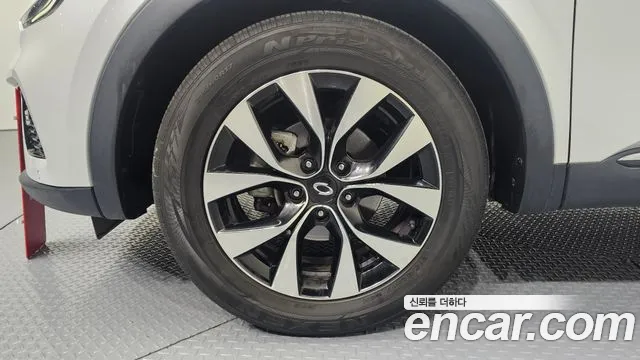 Renault-KoreaSamsung XM3 — Фото автомобиля 5