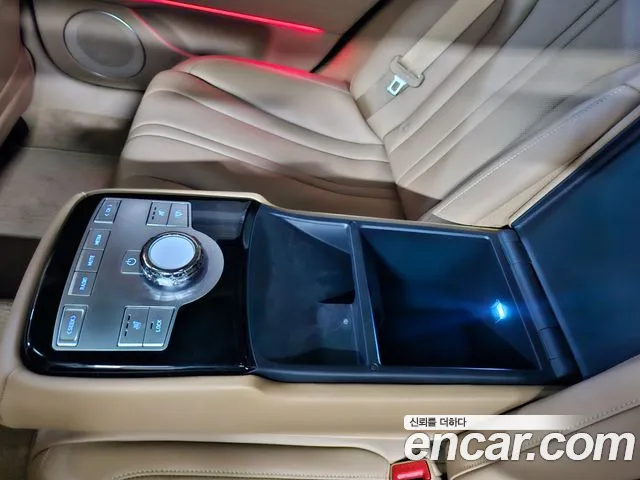 Genesis G80 RG3 — Фото автомобиля 13