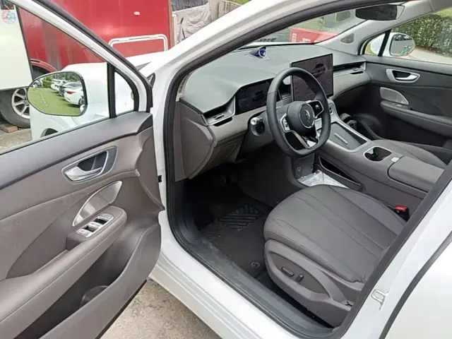 Shangjie SUV — Фото автомобиля 15
